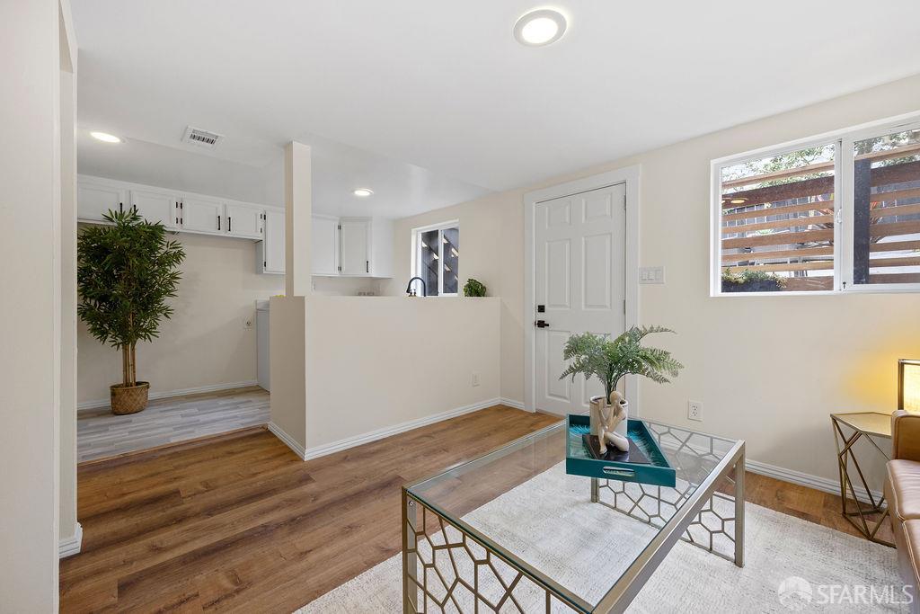 35 Guttenberg Street, San Francisco