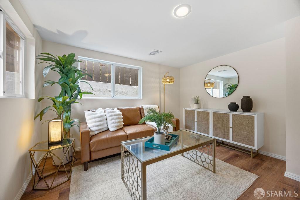 35 Guttenberg Street, San Francisco