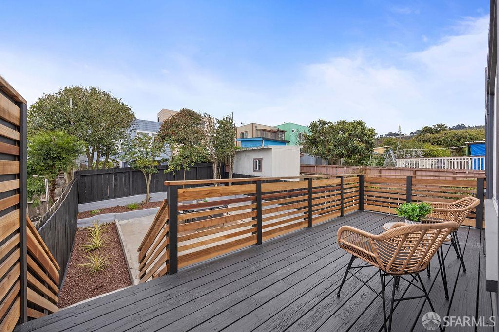 35 Guttenberg Street, San Francisco