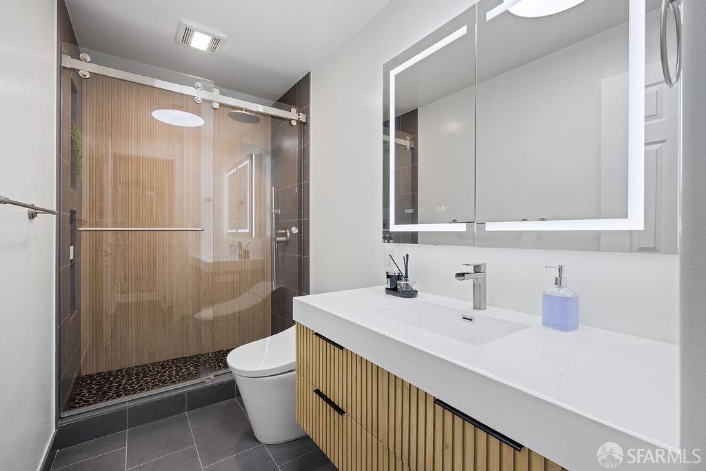 1 Appian Way # 1 Unit: 708-1