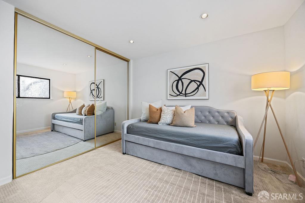 1 Appian Way # 1 Unit: 708-1