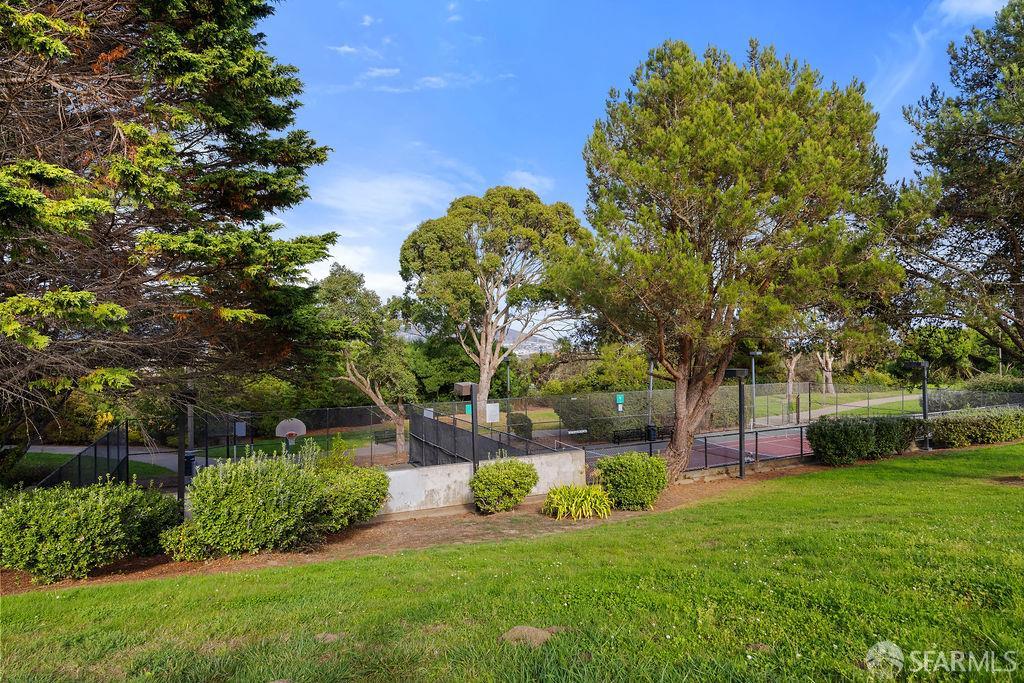 1 Appian Way # 1 Unit: 708-1