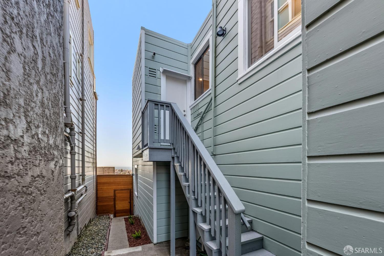 1583 17th Avenue, San Francisco