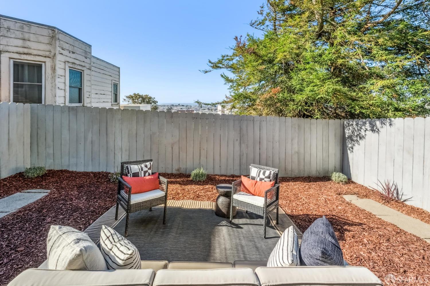 1583 17th Avenue, San Francisco