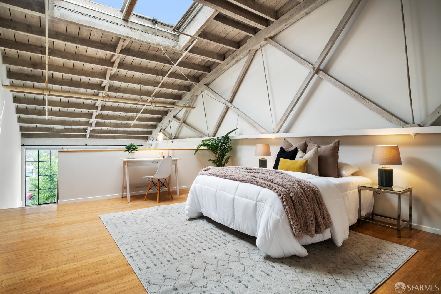 1018 4th Avenue #120, Oakland