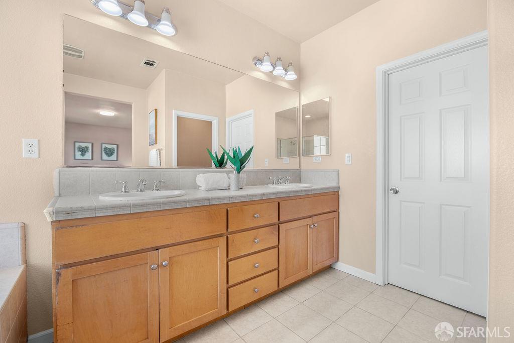 4531 Le Conte Circle