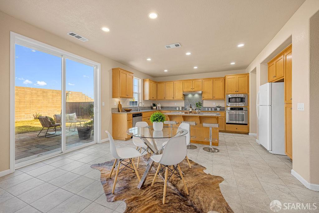 4531 Le Conte Circle