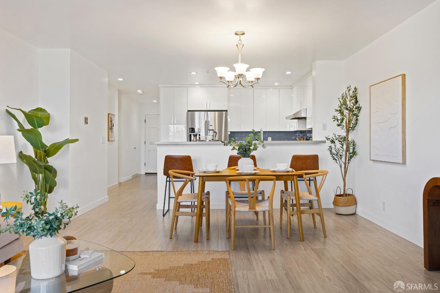 606 Cedar Court, Daly City