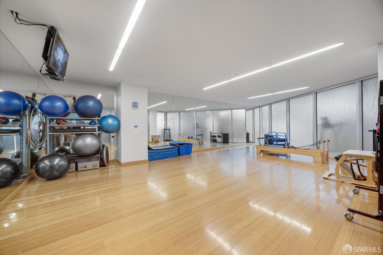 301 Main Street # 12B