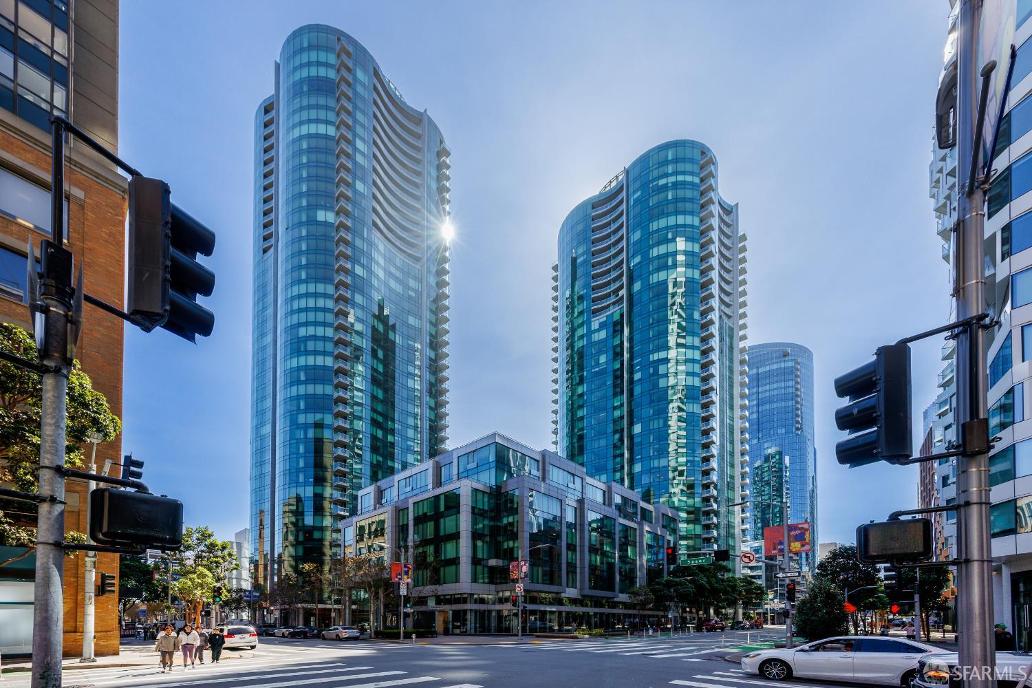 301 Main Street # 12B