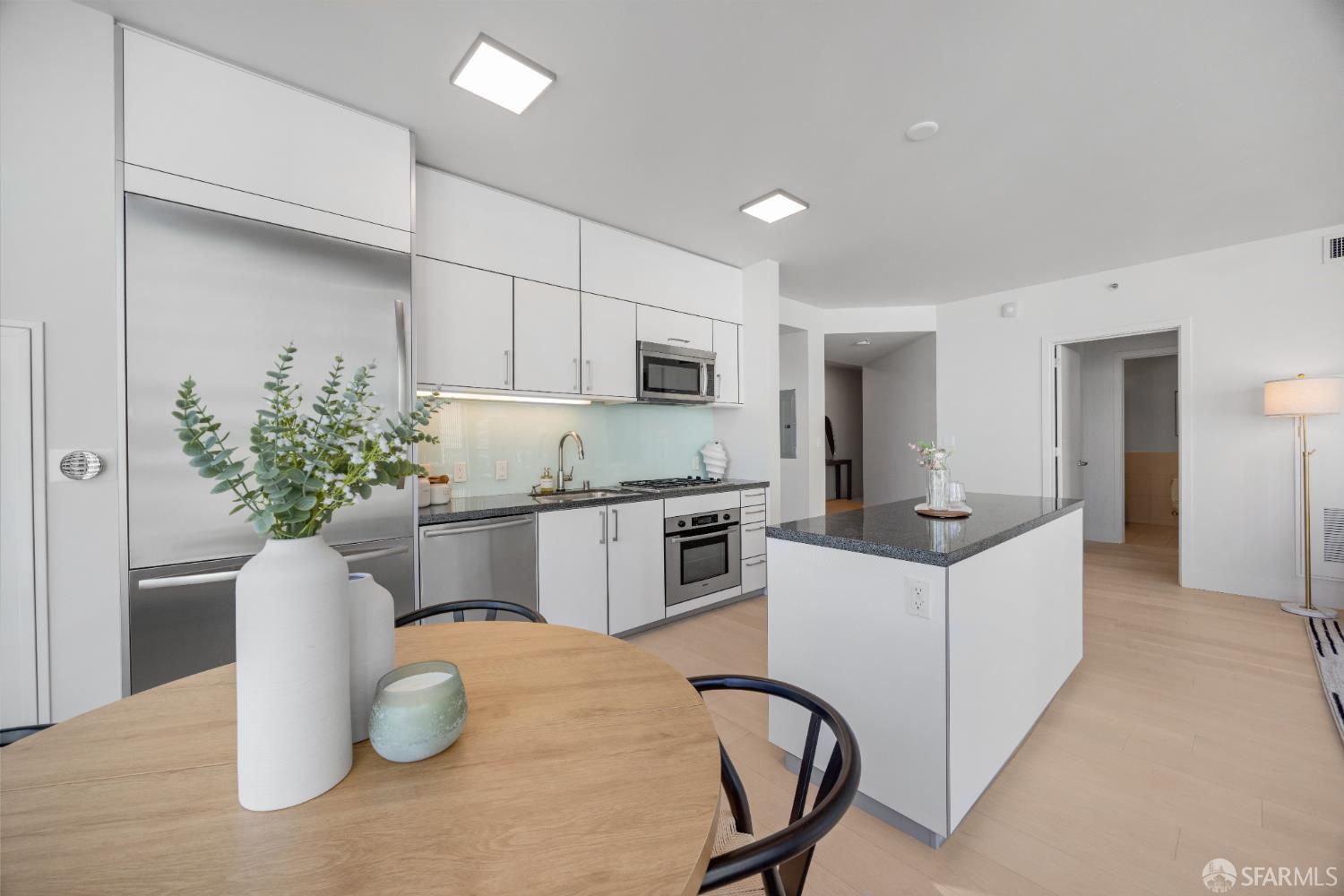 301 Main Street # 12B