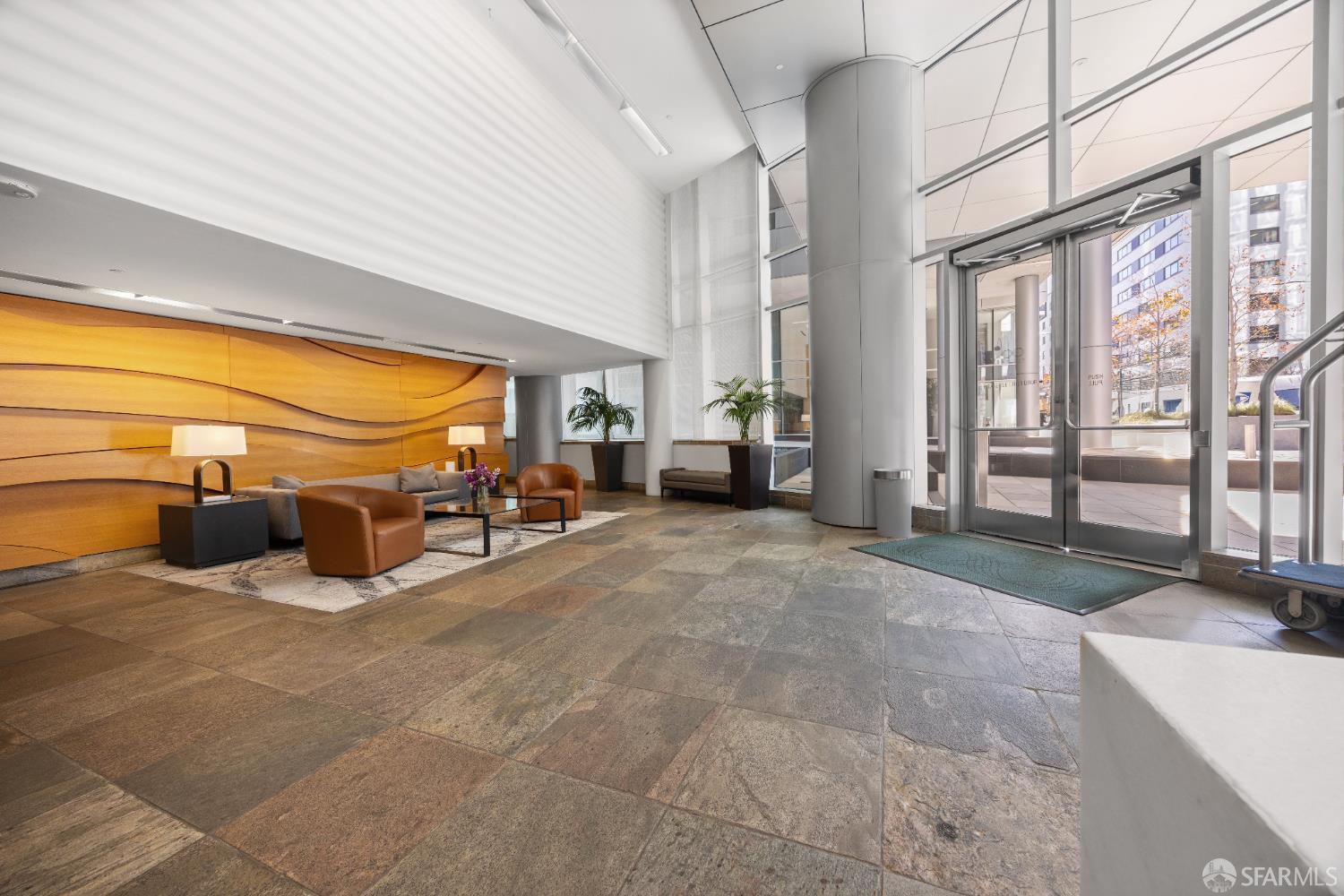 301 Main Street # 12B