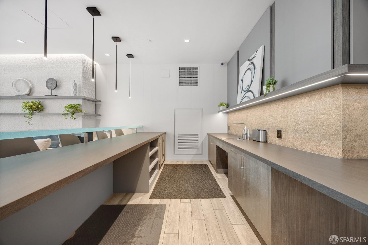 301 Main Street # 12B