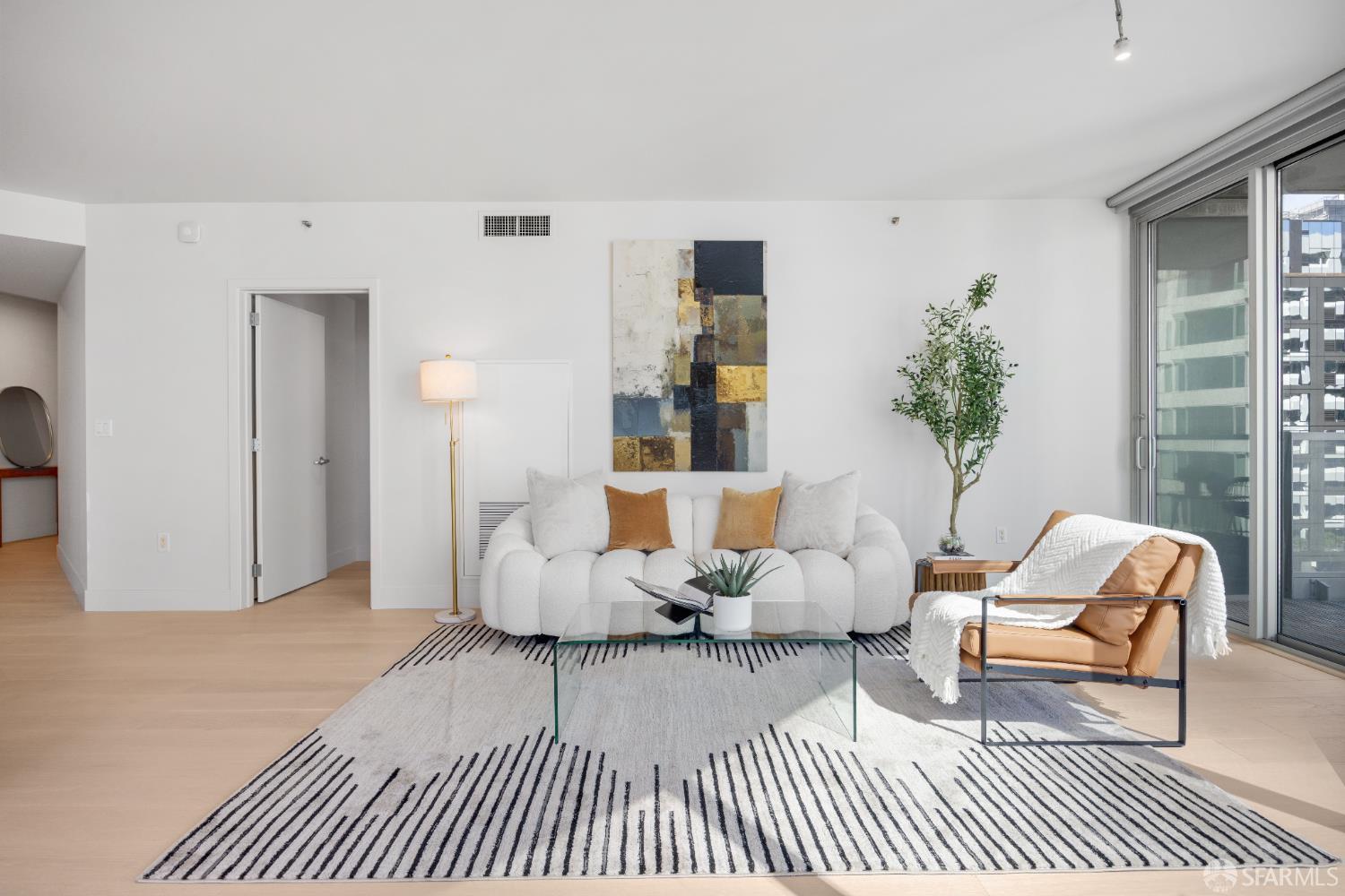 301 Main Street # 12B