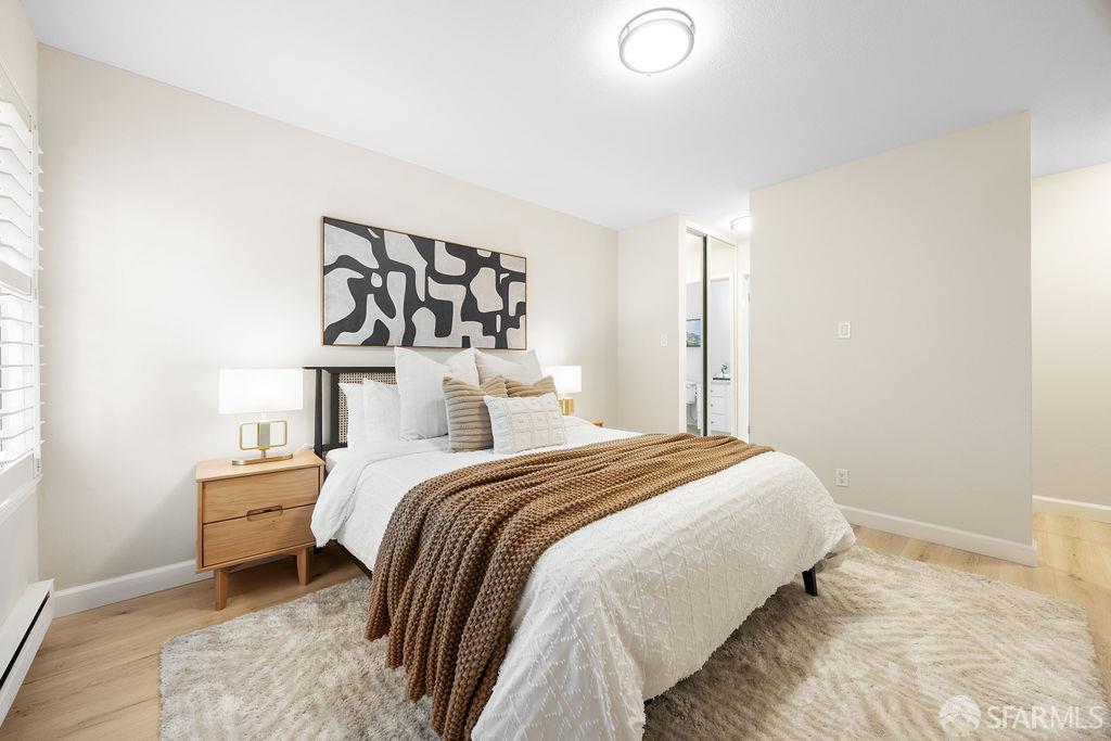 137 Piccadilly Place # A