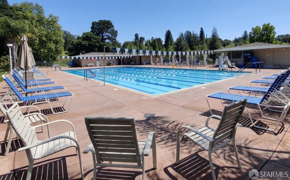 3136 Rossmoor Parkway #5, Walnut Creek