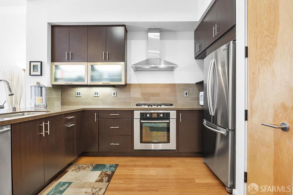 16 Jessie Street # 309