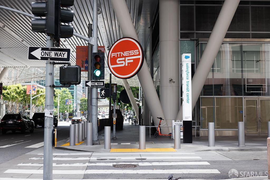 16 Jessie Street # 309