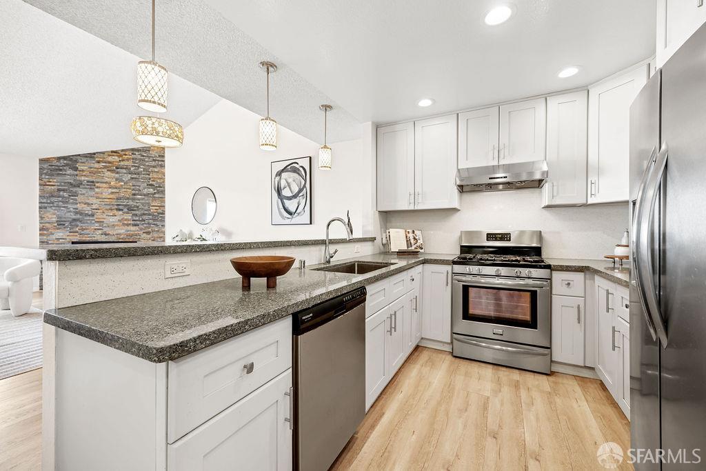 810 Red Leaf Court, San Francisco