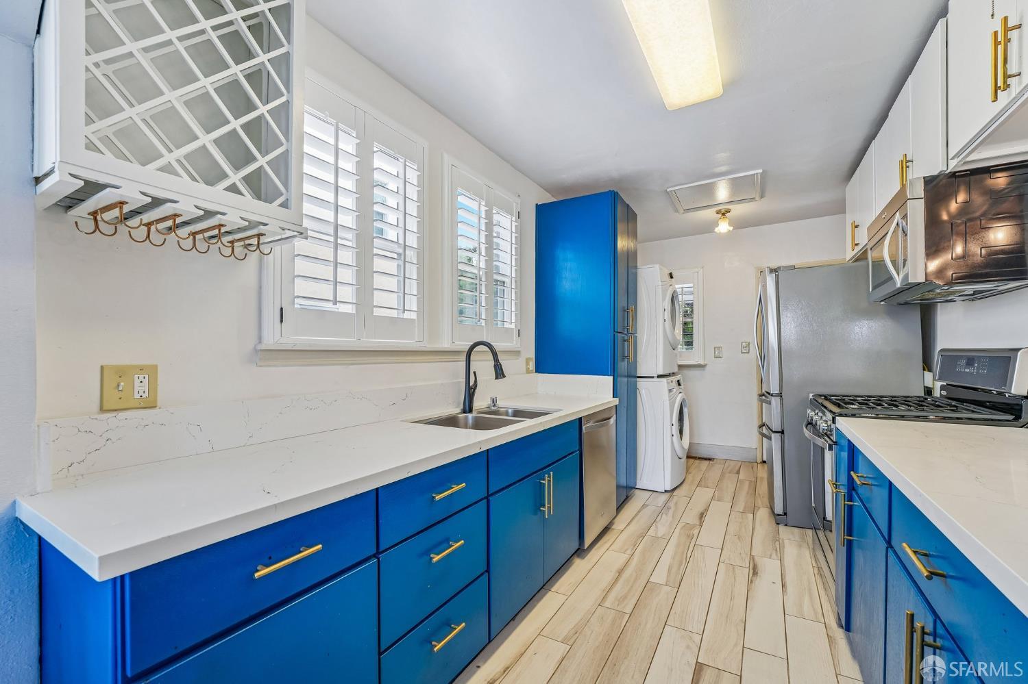 2990 Barrett Street, Oakland