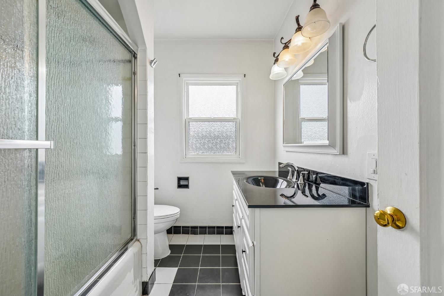 2990 Barrett Street, Oakland
