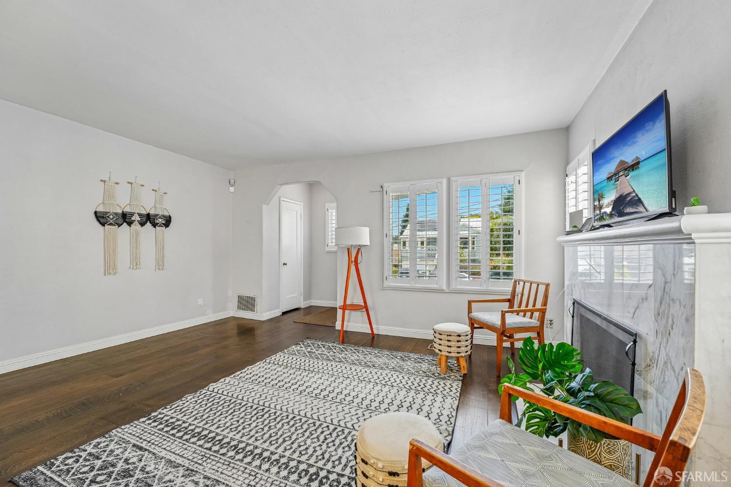 2990 Barrett Street, Oakland