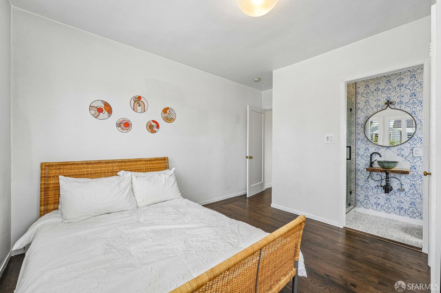 2990 Barrett Street, Oakland
