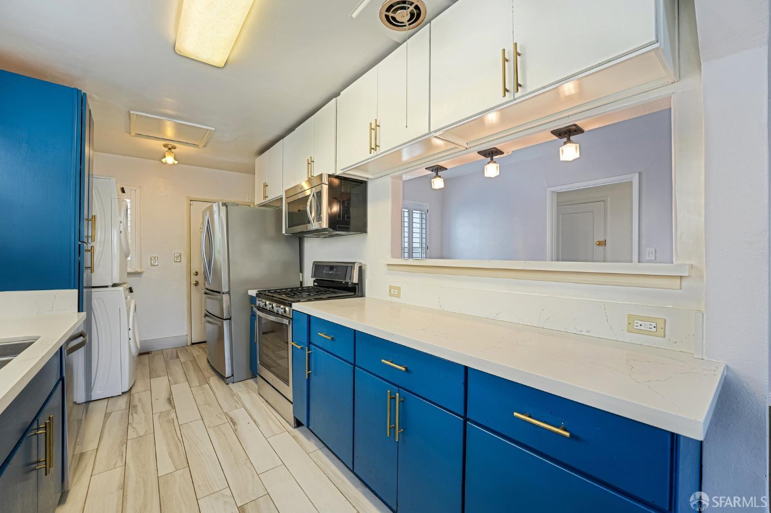 2990 Barrett Street, Oakland