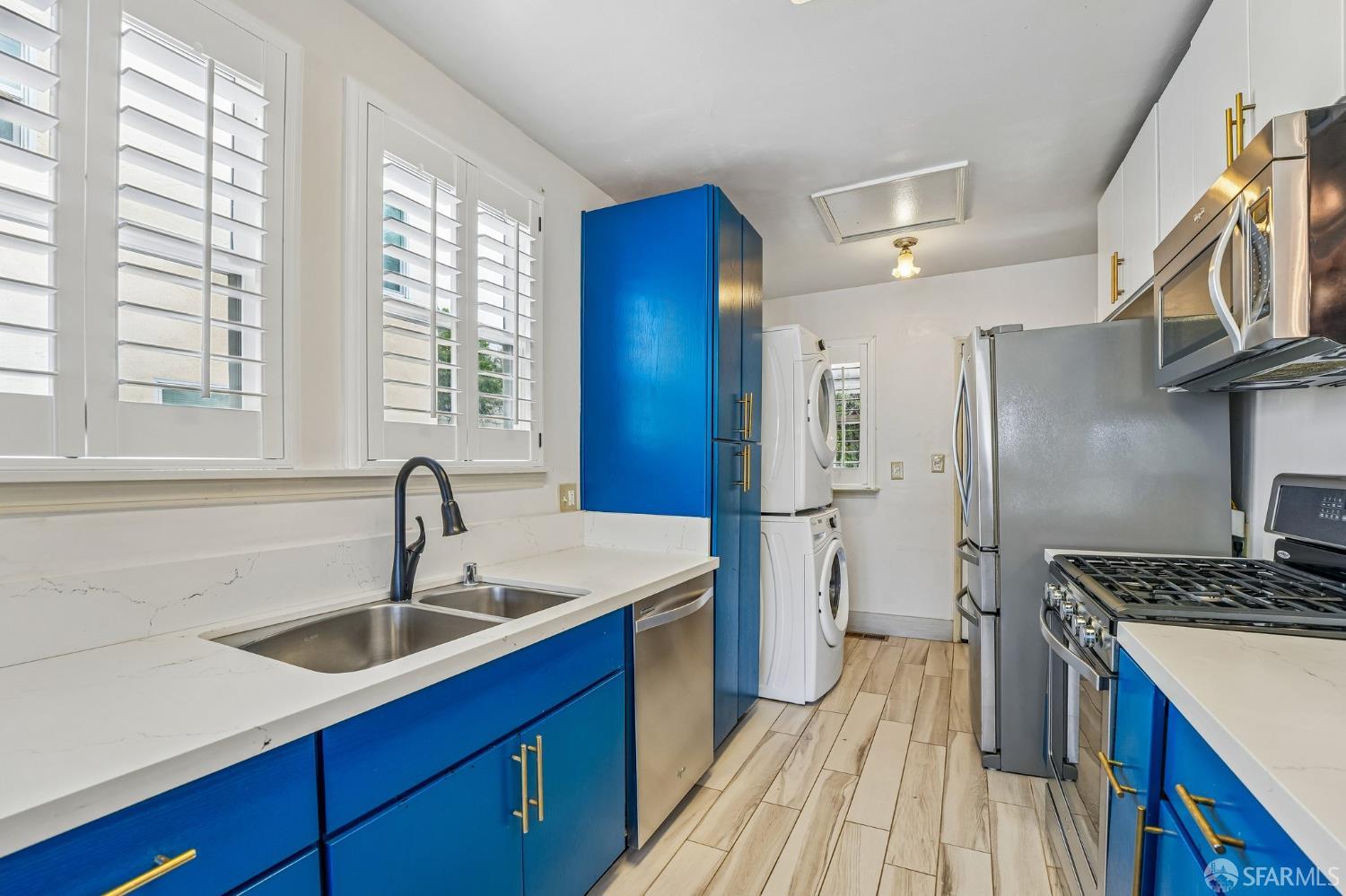 2990 Barrett Street, Oakland