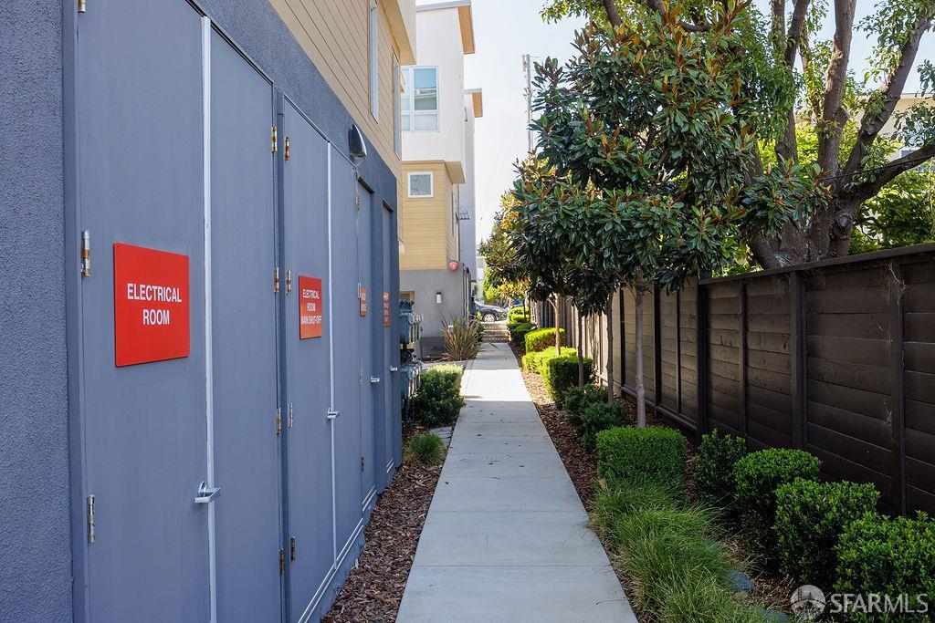 3022 Santa Clara Avenue, El Cerrito