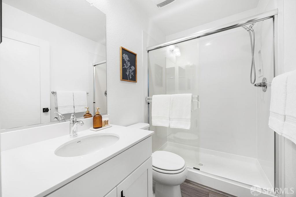 3022 Santa Clara Avenue, El Cerrito