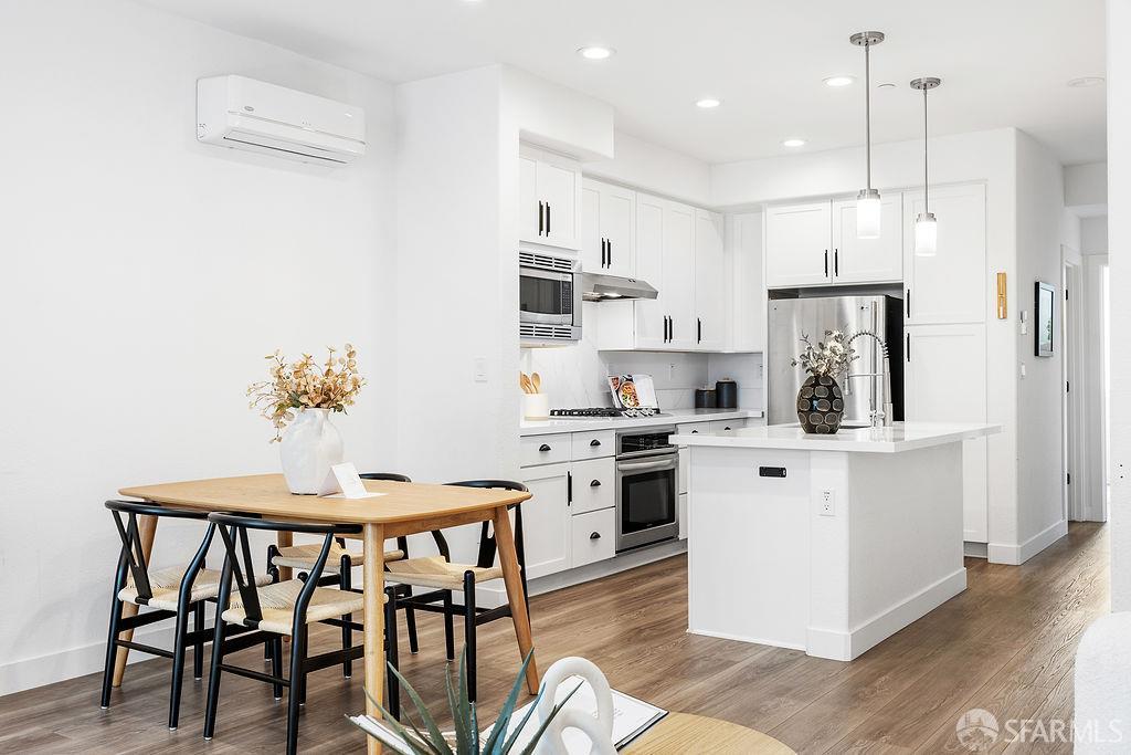3022 Santa Clara Avenue, El Cerrito