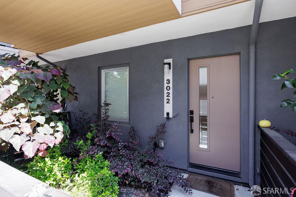 3022 Santa Clara Avenue, El Cerrito