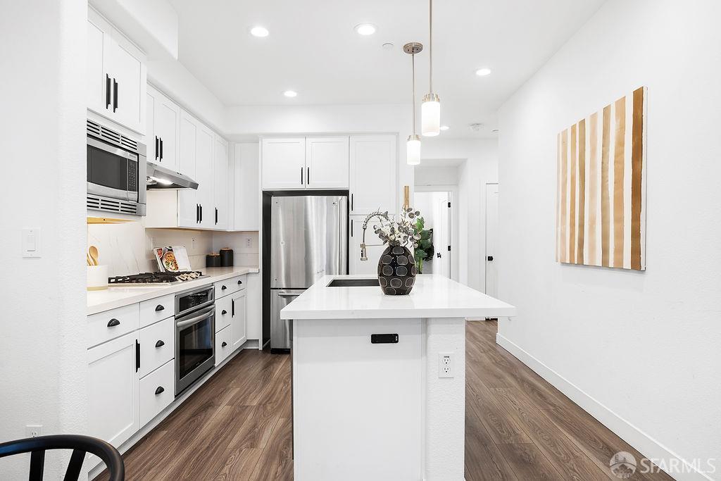 3022 Santa Clara Avenue, El Cerrito