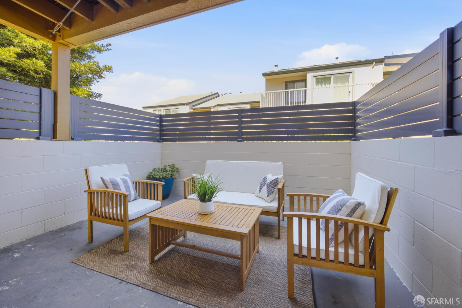 1004 San Antonio Circle #109, Daly City