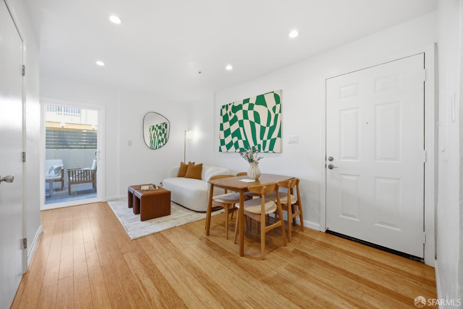 1004 San Antonio Circle #109, Daly City
