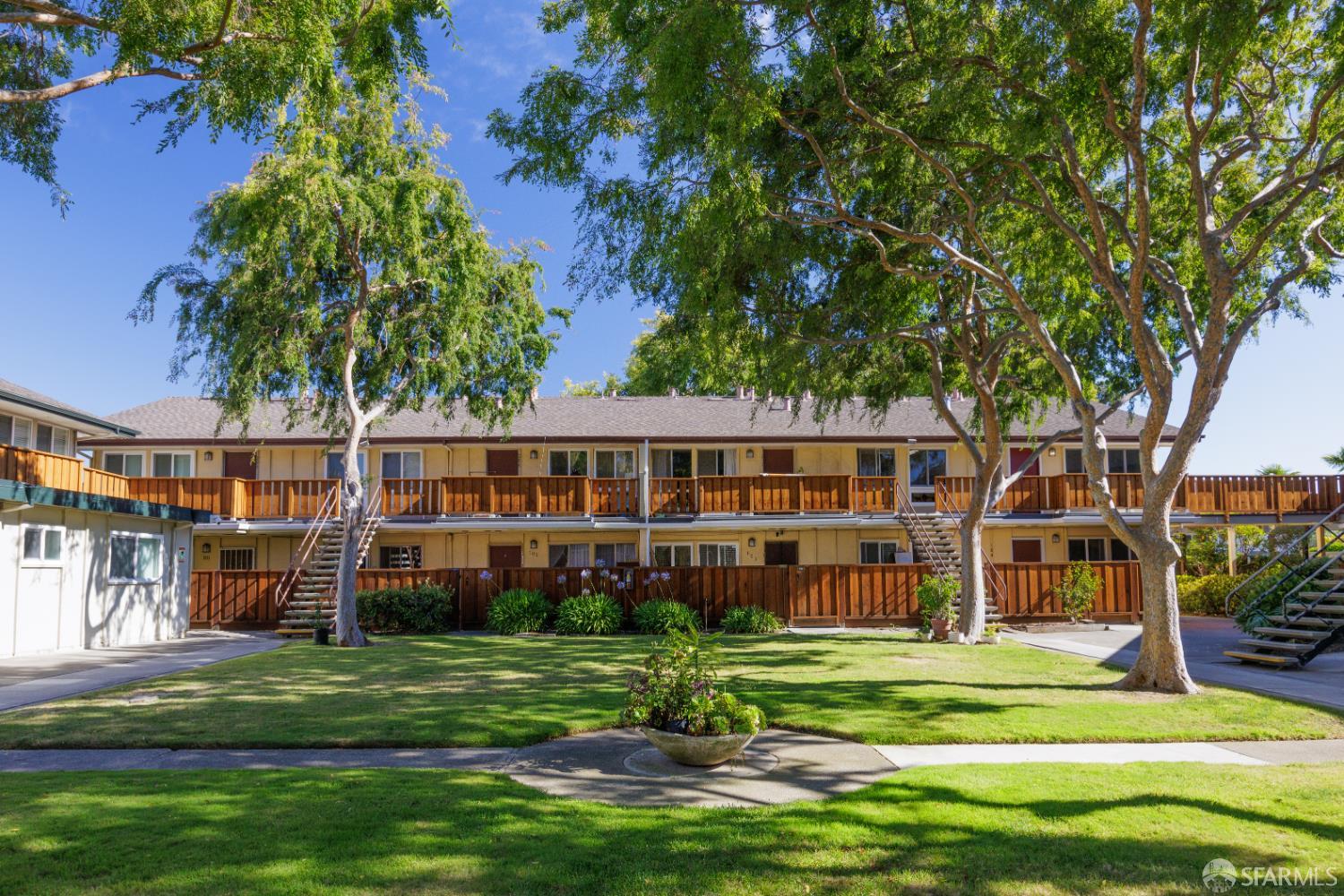 3001 Los Prados Street #208, San Mateo