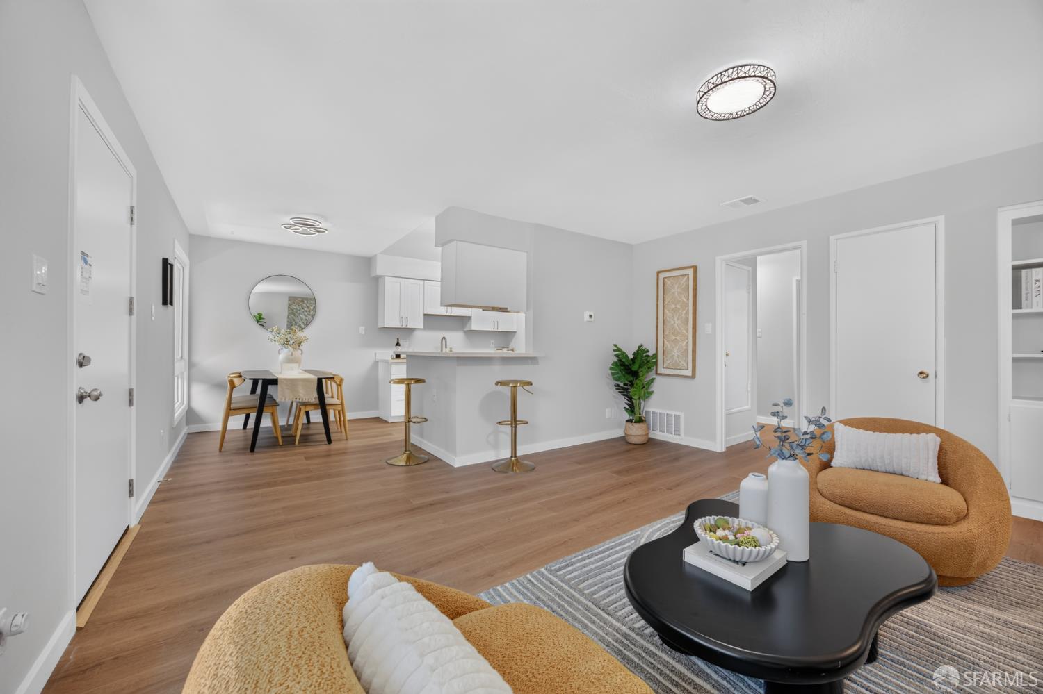 3001 Los Prados Street #208, San Mateo
