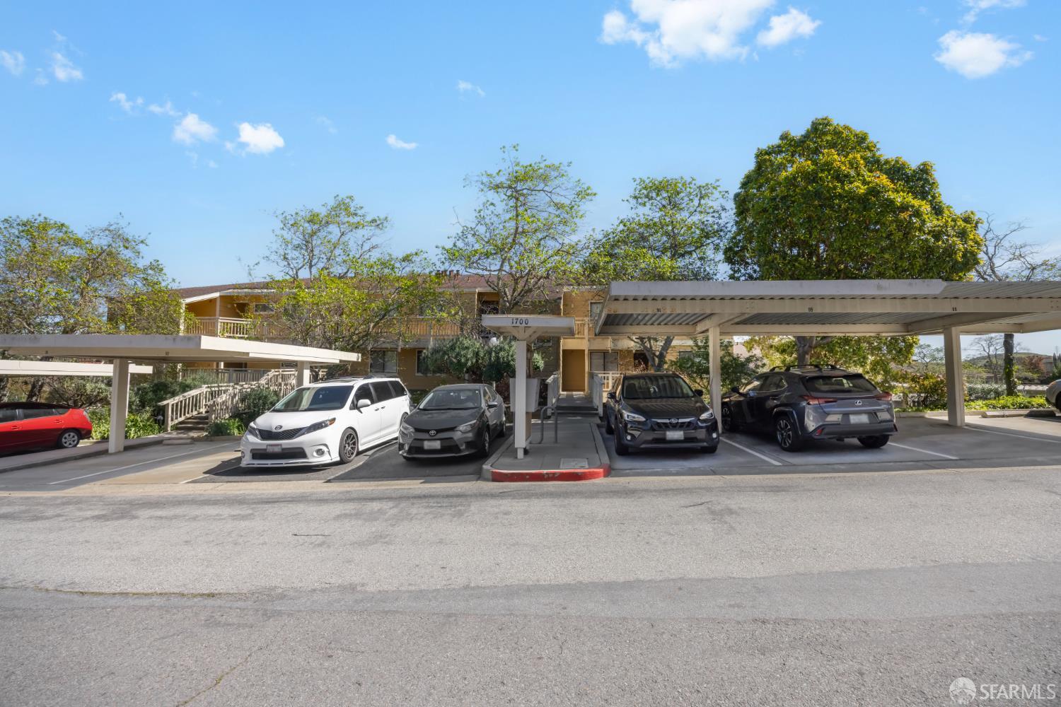 1707 Saddleback Drive
