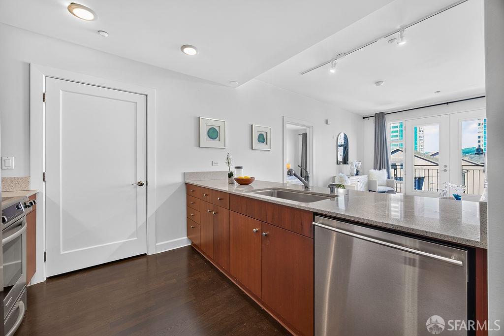 585 9th Street # 551