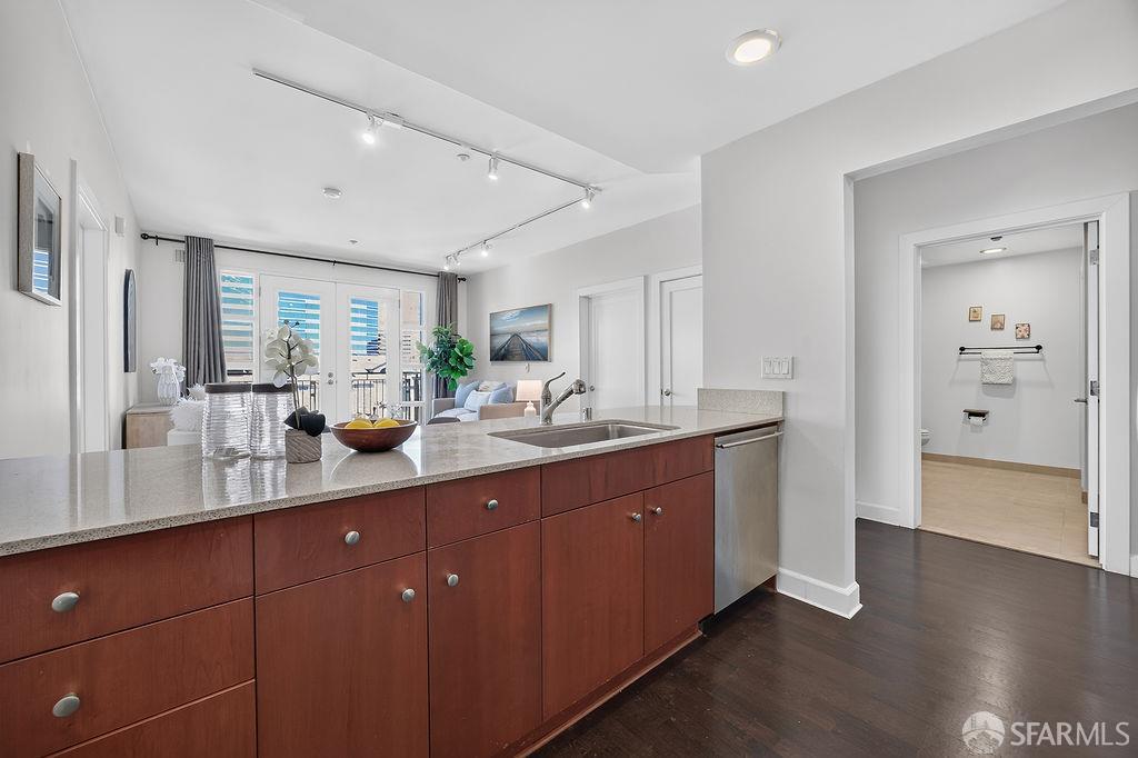 585 9th Street # 551