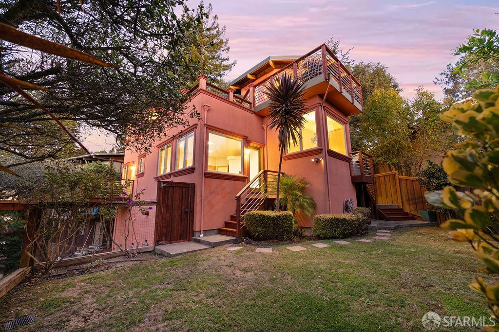 8727 Skyline Boulevard, Oakland 