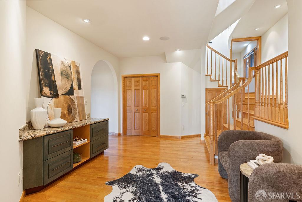 8727 Skyline Boulevard, Oakland 