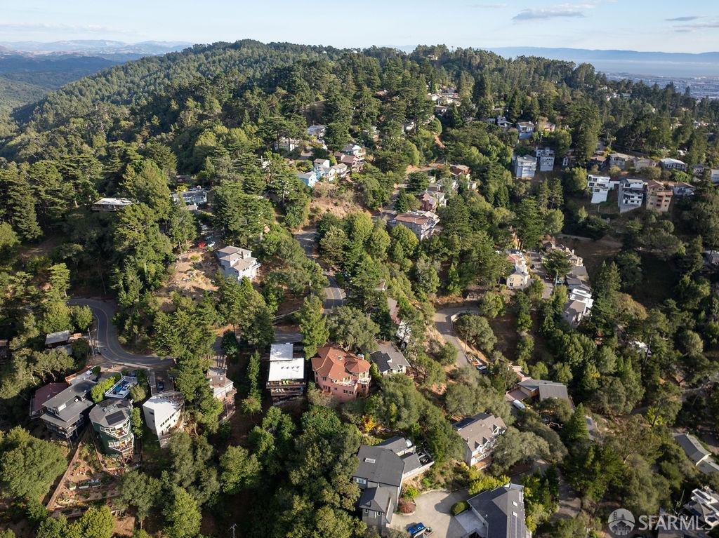 8727 Skyline Boulevard, Oakland 