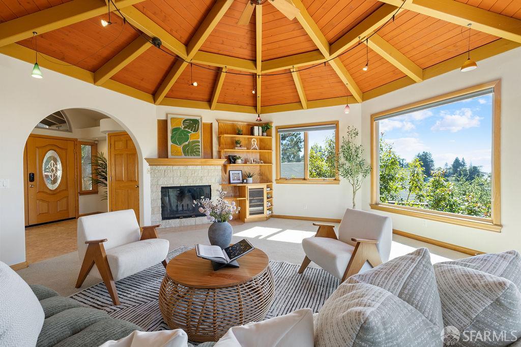 8727 Skyline Boulevard, Oakland 