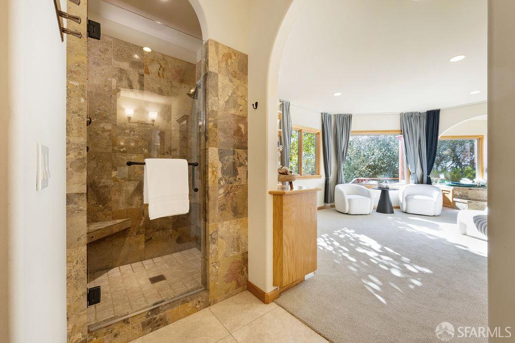8727 Skyline Boulevard, Oakland 