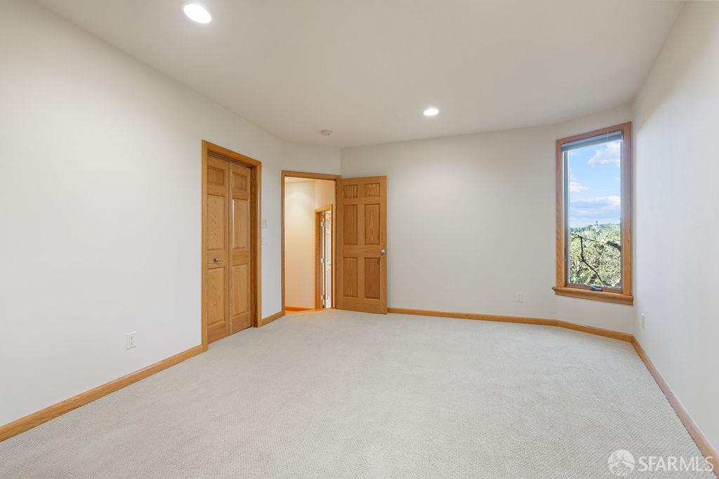 8727 Skyline Boulevard, Oakland 