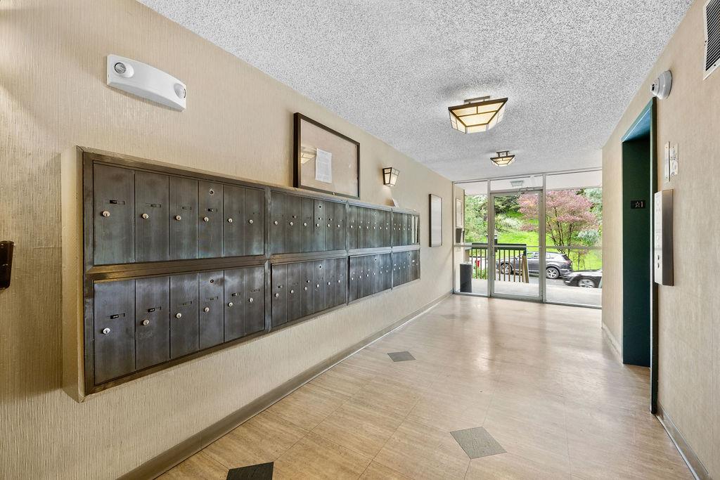 381 Half Moon Lane 207, Daly City