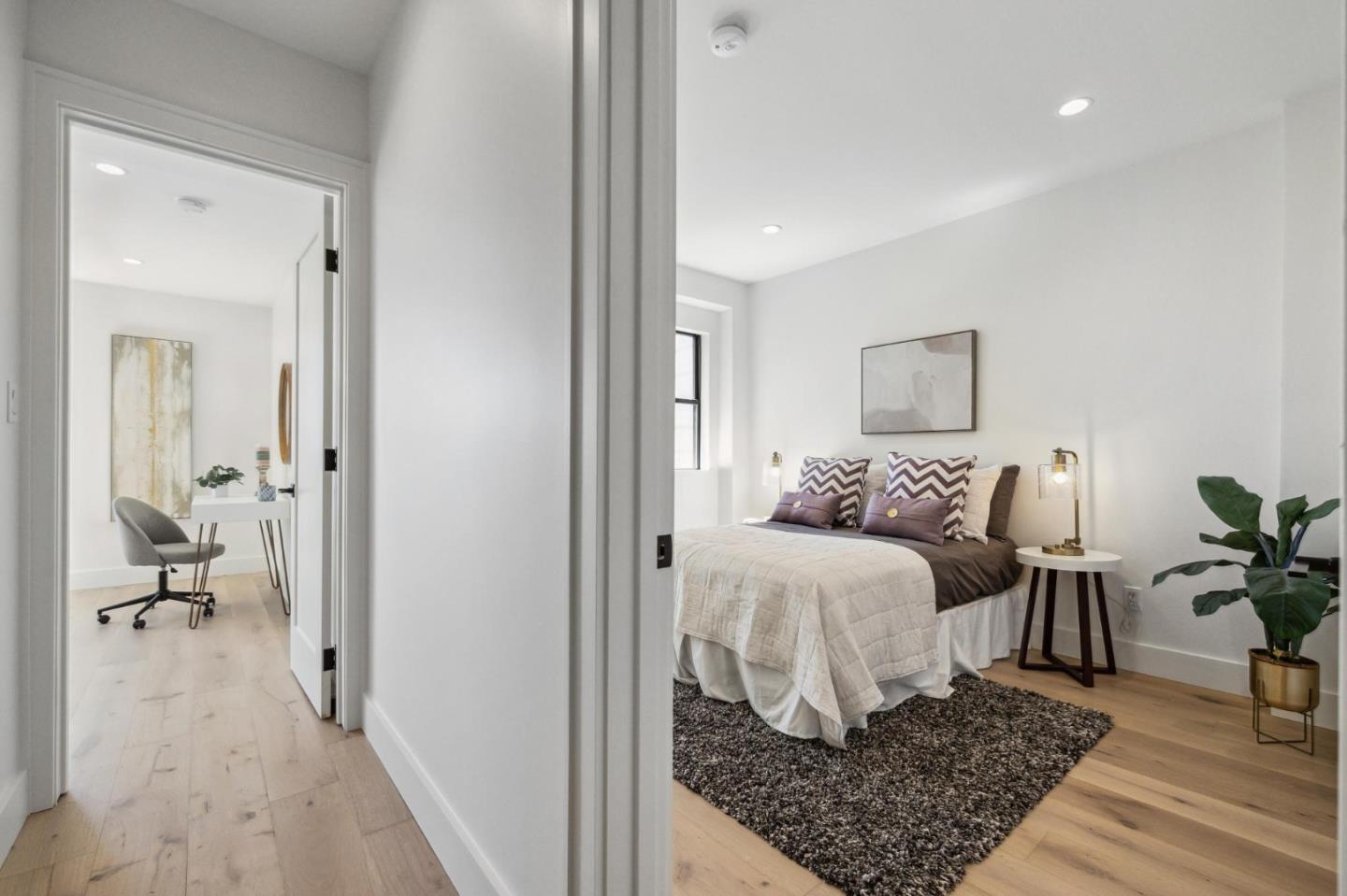 323 Monterey Boulevard