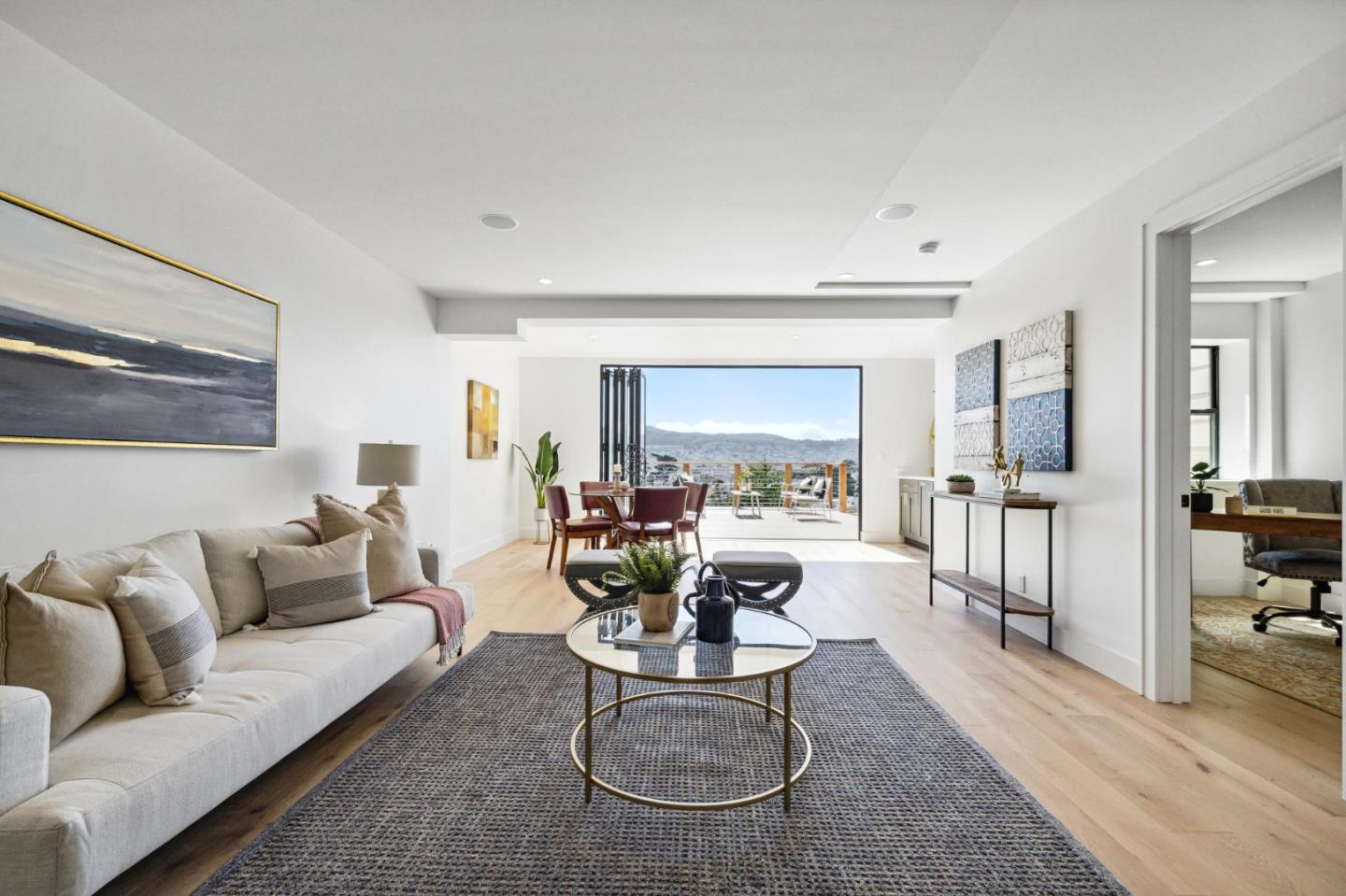 323 Monterey Boulevard